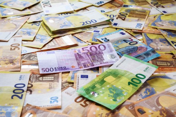 Beyond Stocks: Diversifications New Frontiers In Alternative Assets